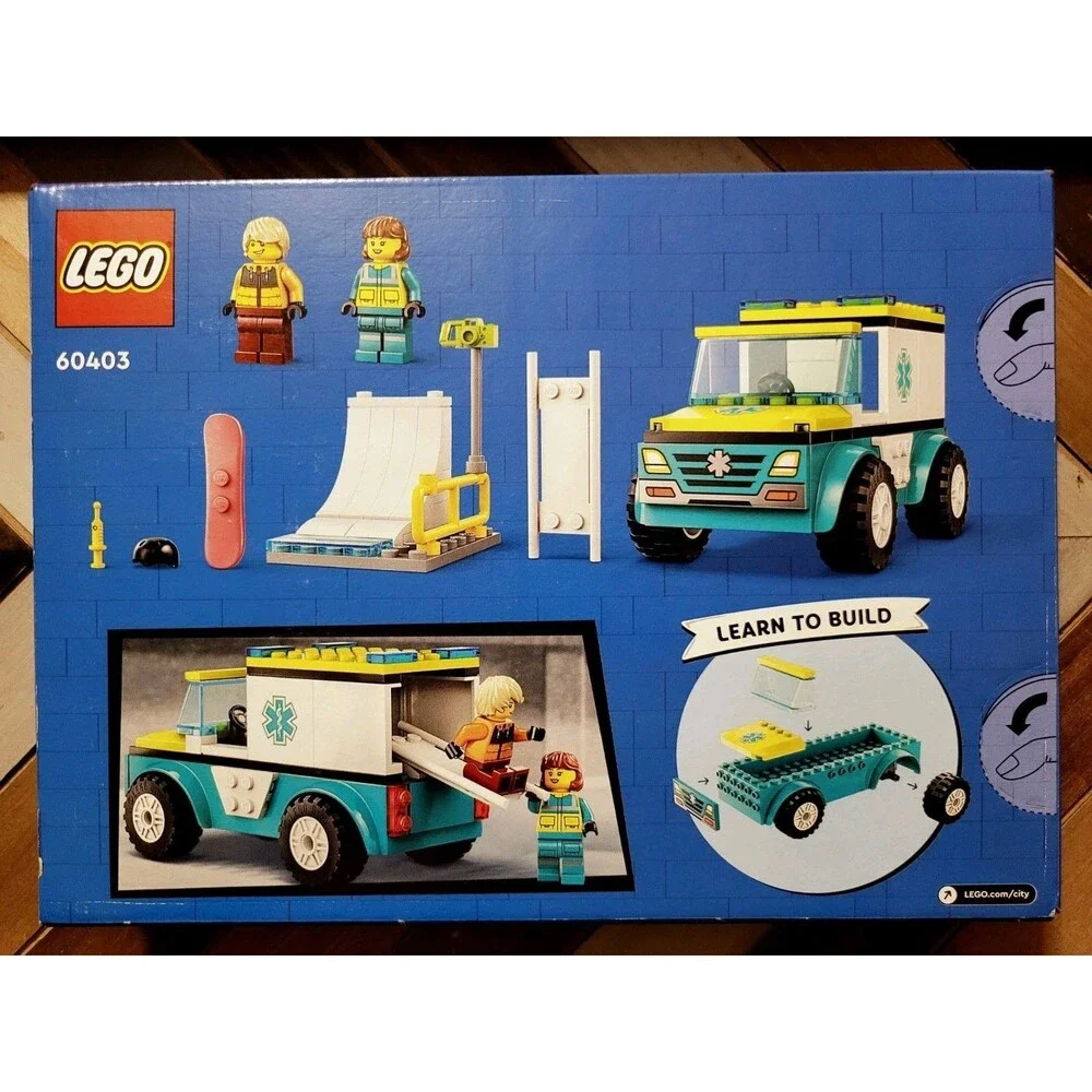 LEGO CITY: Emergency Ambulance and Snowboarder (60403) 79 Pieces New In Box
